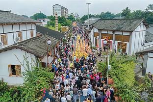 活塞记者：凯尔特人/独行侠/雷霆对斯图尔特兴趣浓厚